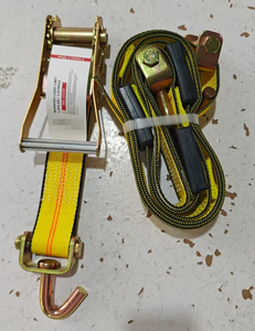 Sangles d'arrimage pour le transport de véhicules 2"X10' avec sangle à cliquet pour roues de voiture, sangle de transport de pneus avec crochet en J pivotant et blocs en caoutchouc - Product Image 3