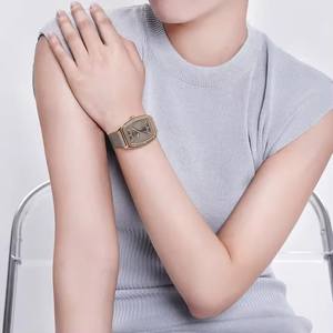 Nouveau NAVIFORCE 5049 mode femme montre décontractée Sport extérieur lumineux Quartz étanche montre-bracelet Silicone bande femmes montre - Product Image 4