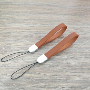 Cordon de poignet en cuir PU pour téléphone portable avec extrémité métallique et cordon pour porte-clés ou clé USB - Product Image 1