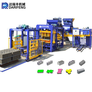 Máquina Bloquera de Concreto Qt6 15 Mediana para Fabricar Ladrillos de Cemento y Adoquines en Daca, Bangladés - Product Image 1