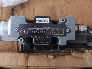 D1FVE50BCVLB35 วาล์วปรับแรงดันแบบสัดส่วน NG06 CETOP 03 ระบบอิเล็กทรอนิกส์ในตัว 24V มีสินค้าในสต็อก - Product Image 2