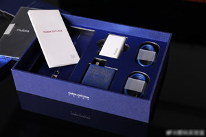 Nubia Z60 Ultra Starry Night Collector's <span class=keywords><strong>Edition</strong></span> Écran AMOLED 6,8 pouces SNAP DRAGON 8 GEN 3 16 Go de RAM 512 Go de ROM Smartphone 5G - Product Image 6