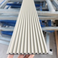WPC persienne plastique facile à installer PVC 3D panneau mural cannelé emboîtement décoration intérieure rustique étanche ignifuge