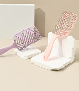 Spazzola per Capelli a Rete Traforata con Garanzia di Soddisfazione, Morbida e Massaggiante per il Cuoio Capelluto, per Uso Domestico - Product Image 2