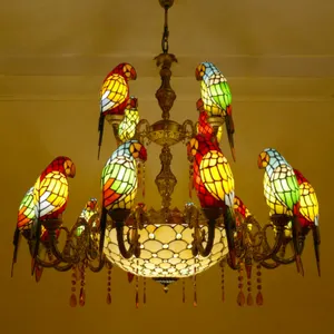Tiffany lampadario in vetro colorato pappagallo uccelli lampada da soffitto Decor Hall Metal Art Conch Base 16 uccelli lampada a sospensione