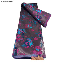Tissu de dentelle de brocart d'organza d'impression de fleurs italiennes 100% tissu de jacquard de brocart de polyester pour la robe de femmes