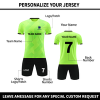 Nouveau modèle respirant et kit d'uniformes de football uni de maillot de football personnalisé