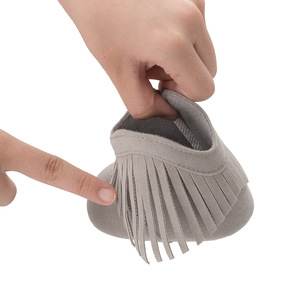 Botas <span class=keywords><strong>para</strong></span> Caminar con Borlas <span class=keywords><strong>para</strong></span> Niños Pequeños, Unisex, Media Caña, Suela Suave, Cálidas, Zapatos Preandantes <span class=keywords><strong>para</strong></span> Bebés, Uso Diario - Product Image 2