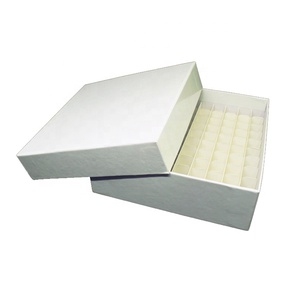 Boîte de cryotubes en carton pour 100 cryotubes de 1,8 ml, pour usage en laboratoire - Product Image 2