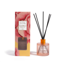 Diffuseur de parfum à bâtonnets aromatiques en gros, marque privée OEM, 100 ml, senteur romantique de ville, huile essentielle naturelle, parfum d'intérieur longue durée