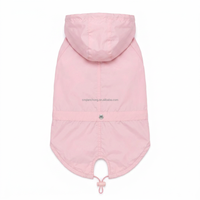 Großhandel: Klassische, Niedliche und Luxuriöse Hunde-Regenmäntel aus Wasserdichtem Polyester, Geeignet für Alle Jahreszeiten, mit Reflektierendem Design