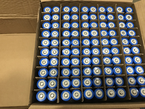 High Capacity 18650 <b>3.7V</b> 2500mAh 2600mAh 3000mAh Lithium Ion <b>Batteries</b> - Product Image 5