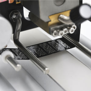 Codeur à chaud électrique DEMAC <span class=keywords><strong>DM</strong></span> 208 fiable et sûr pour le codage de conformité alimentaire - Product Image 3