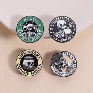 เข็มกลัดรูปกางเขนแฟชั่นรูปนางฟ้าทำจากโลหะผสมสังกะสี Skeleton Coffee  แบบตลกๆ  สำหรับติดเสื้อ  ขายส่ง - Product Image 3