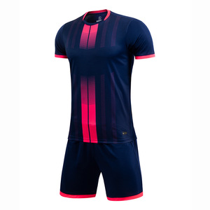 Tute <span class=keywords><strong>da</strong></span> allenamento, maglie, uniformi per squadre sportive, divise <span class=keywords><strong>da</strong></span> <span class=keywords><strong>calcio</strong></span> per uomo e <span class=keywords><strong>donna</strong></span>, tute per adulti e bambini, maglie <span class=keywords><strong>da</strong></span> <span class=keywords><strong>calcio</strong></span> - Product Image 2