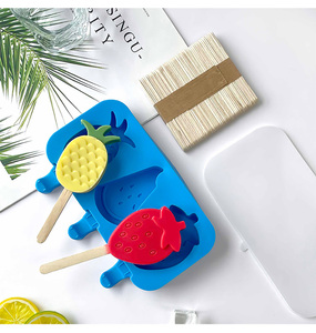 3pcs Moule à glace en silicone mignon fait à <span class=keywords><strong>la</strong></span> main avec bâton en bois Outils multifonctionnels pour le congélateur et le popsicle pour les enfants - Product Image 4