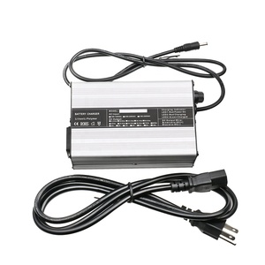 Chargeur de <span class=keywords><strong>scooter</strong></span> électrique 42V 2A pour <span class=keywords><strong>Hiboy</strong></span> S2 Pro S2 Max3 KS4 NEX V2 E-<span class=keywords><strong>Scooter</strong></span> pliable avec batterie au lithium Port AC Utilisation - Product Image 6