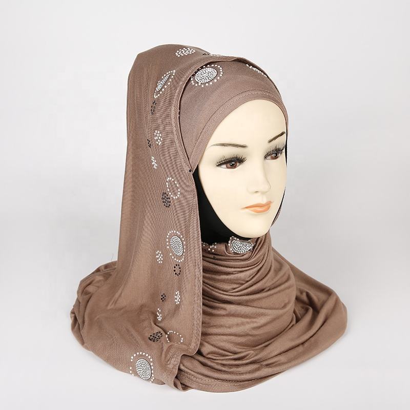 Wholesale Premium Customizable Muslim Jersey Hijab Scarf Solid Color Scarf  Women Hijab Summer Long Hijabs As Picture 31 Colors