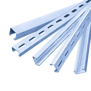 เหล็กขึ้นรูปเย็นโปรไฟล์ C Purlins ส่วนเจาะเหล็กก่อนรีดเย็นชุบสังกะสีมุงหลังคา C ส่วนการประมวลผลเหล็ก