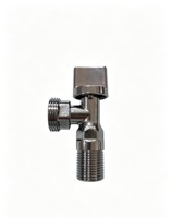 Robinet d'angle DD4040 pour l'eau, commande manuelle, finition chromée, taille de port 1/2"x3/4"