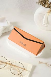 Estojo de Óculos Triangular Personalizável com Logo, Caixa de Embalagem em Couro PU para Óculos de Sol Masculinos/Femininos - Product Image 5