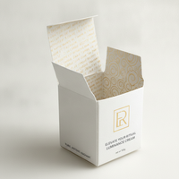 Boîte élégante en carton ivoire à fermeture automatique avec gaufrage à chaud or pour boîte de sérum professionnelle
