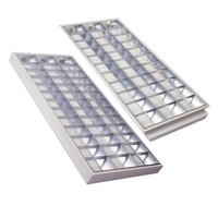 Éclairage de bureau 3x40w 600mm Double tube fluorescent Luminaire à persiennes 2x4 pieds Montage en surface unique Luminaire à grille T5
