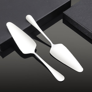 Stainless Steel Cake Spatula 22.5 X 4.8 Cm Rose Gold For Dessert Serving - Product Image 3