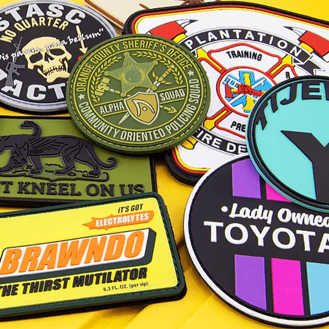 Low Moq Clothes Accessories Custom Embossed 3D Silicone Patch Soft Rubber Logo Badge Heat Press PVC Patches for Clothing Hat