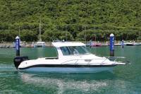 2025 Bateau de pêche de luxe en fibre de verre 7.2/24 pieds Console centrale Vitesse Panga Bateaux à vendre