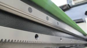 Máquina CNC Router para Madera 1325 al Mejor Precio, para Tallado 3D, Letreros, Corte de Plástico - Product Image 4