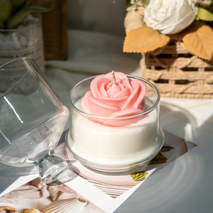 AIKUN OEM prix d'usine en gros Rose cire de soja aromathérapie bougie parfumée dans un bocal en verre huile essentielle décoration maison fleur bougie - Product Image 4