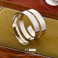Bracelet multi-couches en métal 2026 pour l'exportation, style Normcore audacieux, bracelet de sac, mode simple et haut de gamme