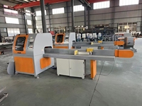 Machine automatique de découpe verticale de blocs de palettes en bois
