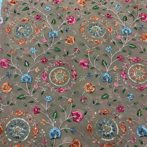 Fabricant exclusif de tissus en coton brodé, fournisseur OEM ODM de textiles de mode pour vêtements de cérémonie haut de gamme, confection sur mesure élégante - Product Image 1