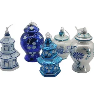 Decorazione natalizia in vetro ricco sapore di arte tradizionale cinese 8.5*8.5*12.5cm vaso per bollitore pagoda in vetro porcellana blu e bianco