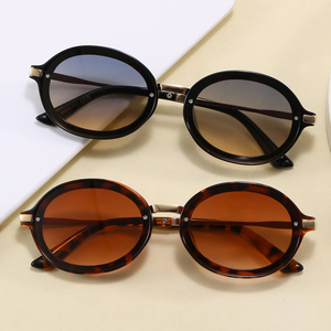 Lunettes de soleil Superhot Eyewear 49161 Fashion 2026, style rétro de luxe, monture ovale en métal, style Y2K, verres UV400 - Product Image 3
