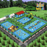 Toboggans gonflables professionnels pour parcs aquatiques avec trampoline pour les stations balnéaires