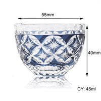 Verre à shot en cristal coloré de luxe moderne classique, motif chrysanthème sculpté à la main, capacité 60 ml pour whisky et tequila