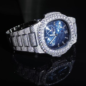 Reloj Drioshipping de Acero Inoxidable con Diamantes Cultivados en Laboratorio con Claridad VVS, Eleva Tu Estilo con un Toque de Lujo con Movimiento de Cuarzo - Product Image 3
