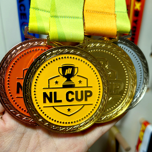 Logo personnalisé Artisanat en métal <span class=keywords><strong>Handball</strong></span> Basketball Gymnastique Récompenses Médailles de <span class=keywords><strong>basket</strong></span> de sport personnalisées Médailles d'or à la main - Product Image 5