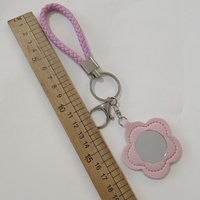 Gantungan Kunci Cermin Rias Mini Bentuk Bunga dari Kulit PU, Tali Pergelangan Tangan Kepang, Aksesoris Tas, Hadiah Portabel untuk Wanita