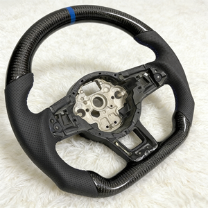 <span class=keywords><strong>Volante</strong></span> Deportivo de Fibra de Carbono Personalizado para Volkswagen <span class=keywords><strong>Golf</strong></span> 6 <span class=keywords><strong>Golf</strong></span> 7 7.5 GTI GTD GTE R 2013-2020 Polo GTI Passat CC R-Line - Product Image 2