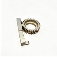 Crans de précision miniatures et couronnes d'engrenage à double vitesse internes/externes en acier allié moulé par injection (MIM) sur mesure