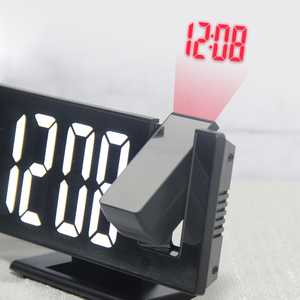 Réveil numérique à projection LED avec <span class=keywords><strong>miroir</strong></span> <span class=keywords><strong>de</strong></span> <span class=keywords><strong>salle</strong></span> <span class=keywords><strong>de</strong></span> <span class=keywords><strong>bain</strong></span>, chargeur <span class=keywords><strong>de</strong></span> table électronique EMAF pour la maison - Product Image 4