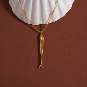 Collana con Ciondolo a Forma di <span class=keywords><strong>Pesce</strong></span> Stile Oceano J&D Jewelry, Gioiello Impermeabile in Acciaio Inossidabile Placcato Oro 18K PVD per Donne - Product Image 3