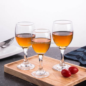 Verre à vin en cristal transparent fait main en forme de tulipe de 300 ml avec logo personnalisé, écologique, pour les fêtes - Product Image 5