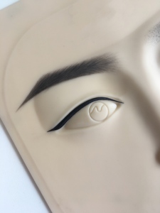 Peau d'entraînement en silicone Goochie pour microblading et tatouage des lèvres, accessoire de formation en maquillage permanent pour étudiants - Product Image 4