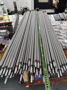 Vis à billes de haute précision CNC à mouvement linéaire, tige filetée roulée, vis à billes SFU1605 SGU1610, écrou à billes BK12/BF12 en stock - Product Image 3