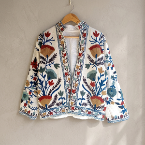 Veste courte en velours brodée Suzani pour femmes, style bohème d'hiver - Product Image 3